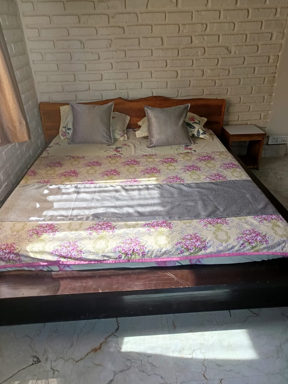 Cabin bedroom at Da-Wan-Ki